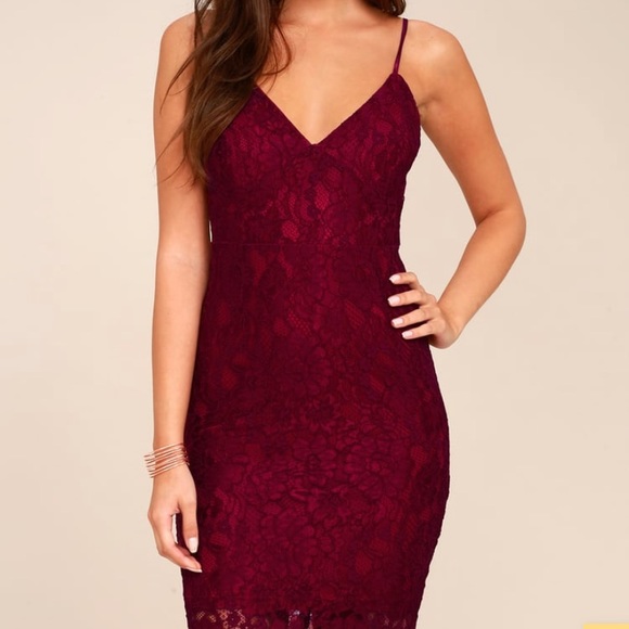 Lulus Dresses & Skirts - Lulus Lace Bodycon Dress